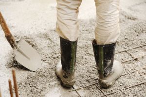 concrete being made